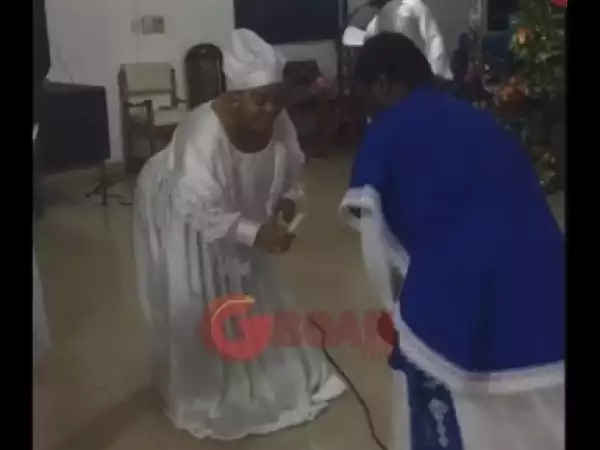 Video: Toyin Ashewo To Re Mecca Shows Off Her Dance Move At A Celestial Church In Nigeria